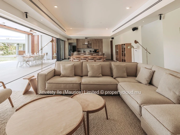 JINVESTY MAURITIUS : Exclusively Luxury villa MONT CHOISY GOLF