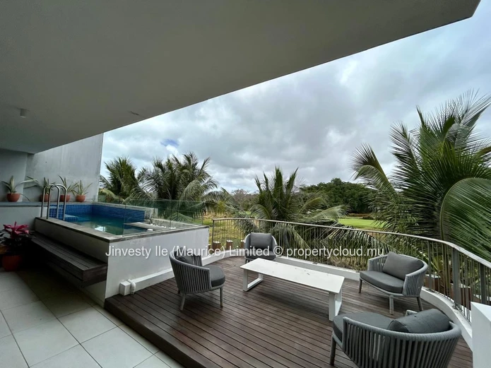 JINVESTY MAURITIUS : penthouse pool GOLF MONT CHOISY 790K€
