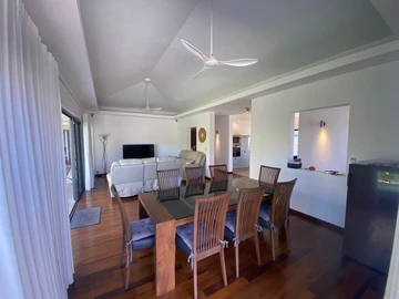 4 Bedroom Villa