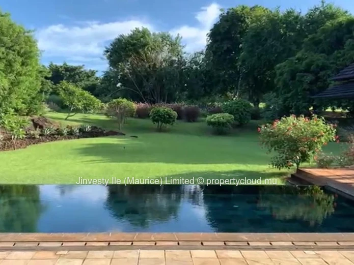 À VENDRE — VILLA D’EXCEPTION 400 m² habitables 3200 m² terrain arboré | GOLF DE TAMARIN