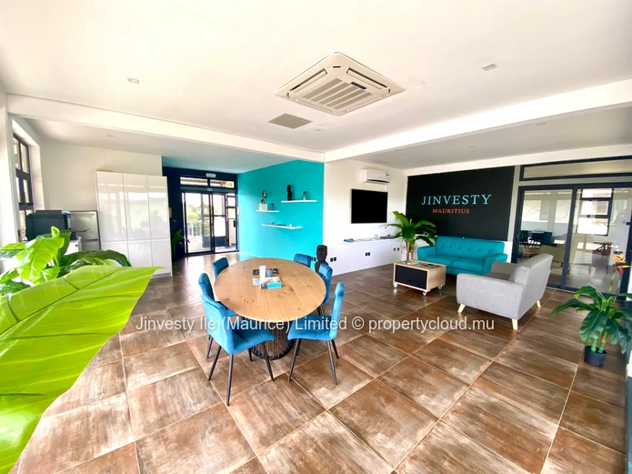 Restaurant and cocktail bar business for sale in GRAND BAIE NORTH MAURITIUS