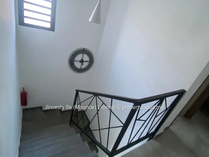 À Vendre — Villa 3 Chambres | Résidence Frangipany