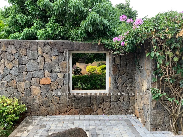 À VENDRE — VILLA D’EXCEPTION 400 m² habitables 3200 m² terrain arboré | GOLF DE TAMARIN