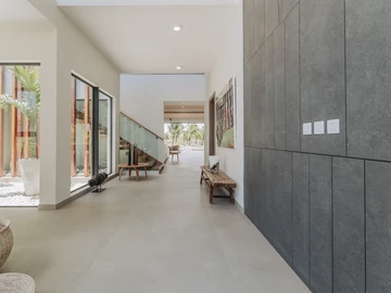 6 Bedroom Villa