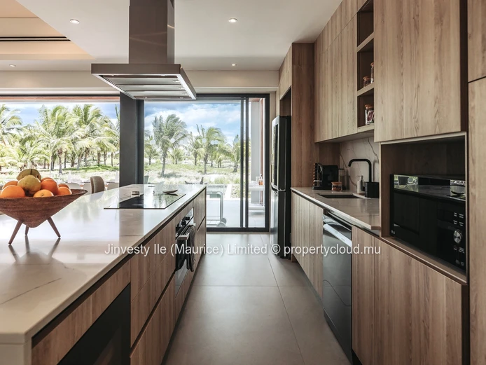JINVESTY MAURITIUS : Exclusively Luxury villa MONT CHOISY GOLF