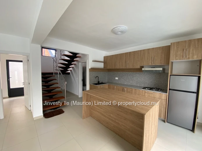 JINVESTY MAURITIUS presents 2 NEW 4-bedroom villas Exclusively for Mauritians Pointe aux Canonniers Grand Baie