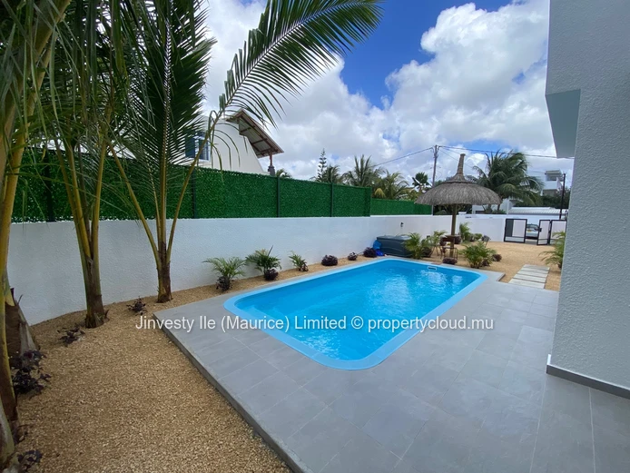 JINVESTY MAURITIUS presents 2 NEW 4-bedroom villas Exclusively for Mauritians Pointe aux Canonniers Grand Baie