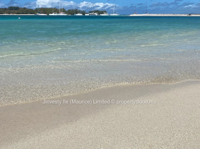JINVESTY MAURITIUS : penthouse pool GOLF MONT CHOISY 790K€