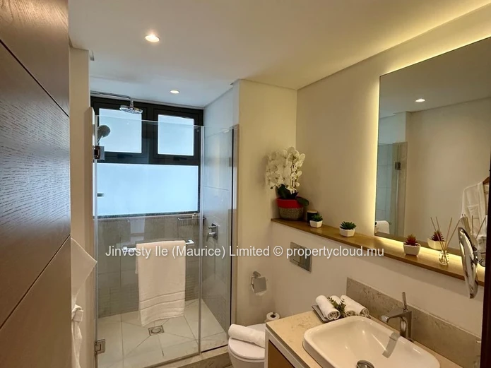 JINVESTY MAURITIUS : penthouse pool GOLF MONT CHOISY 790K€