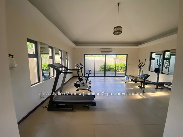 JINVESTY ILE MAURICE : REVENTE VILLA 4CH ou 3CH + bureau CASASOLA 650000 €