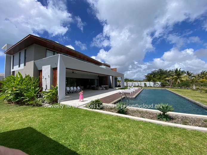 JINVESTY MAURITIUS : Exclusively Luxury villa MONT CHOISY GOLF