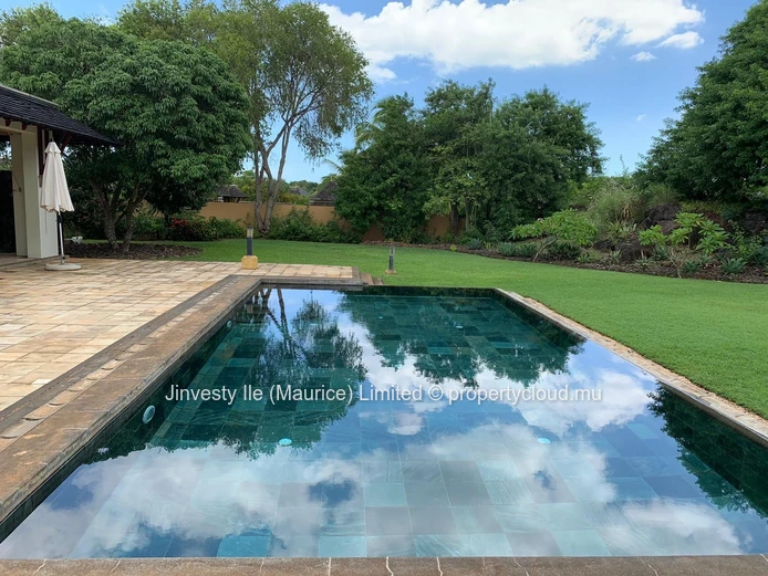À VENDRE — VILLA D’EXCEPTION 400 m² habitables 3200 m² terrain arboré | GOLF DE TAMARIN