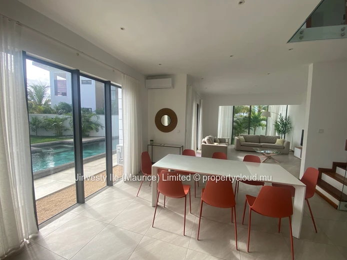 For Rent — Luxury 4-Bedroom En-Suite Villa | Victoria Estate, Grand Baie