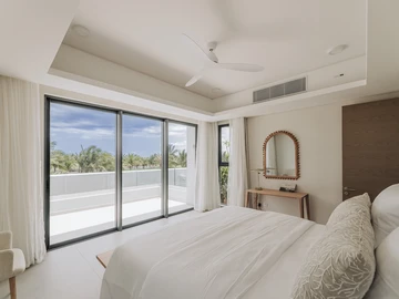 6 Bedroom Villa