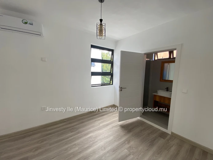 JINVESTY MAURITIUS presents 2 NEW 4-bedroom villas Exclusively for Mauritians Pointe aux Canonniers Grand Baie