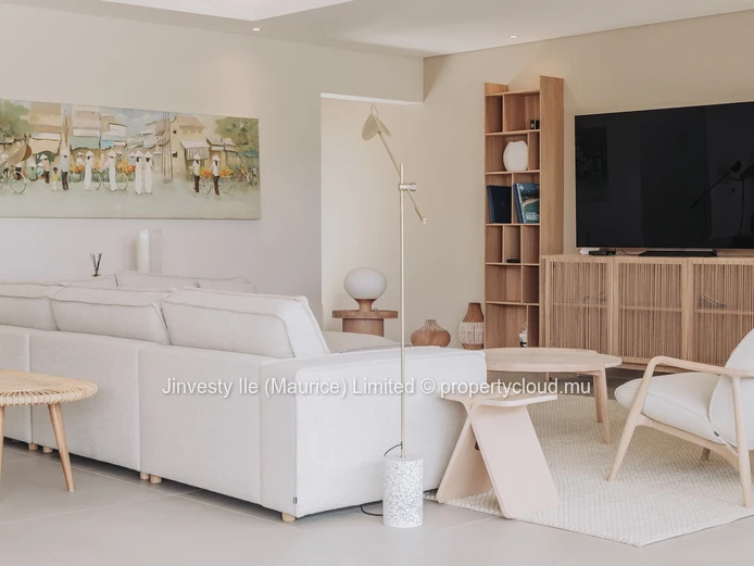 JINVESTY MAURITIUS : Exclusively Luxury villa MONT CHOISY GOLF